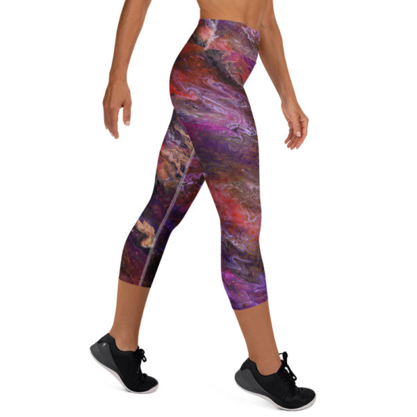Yoga Capri Leggings Nebula Pulse