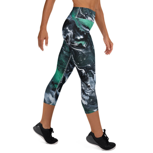 Yoga Capri Leggings Jade Drift